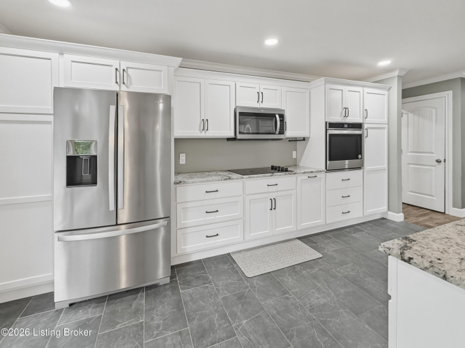 Listing Image 15