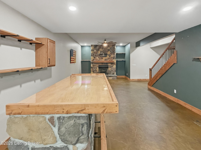Listing Image 48