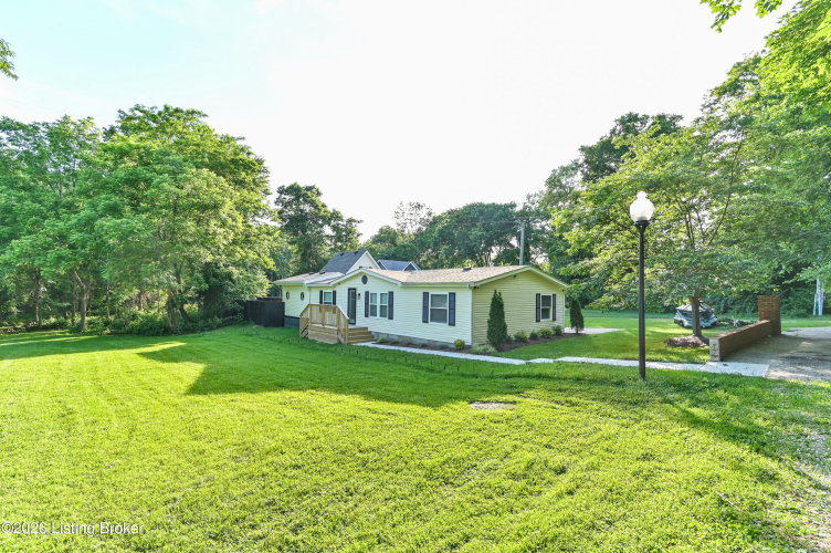 Listing Image 44
