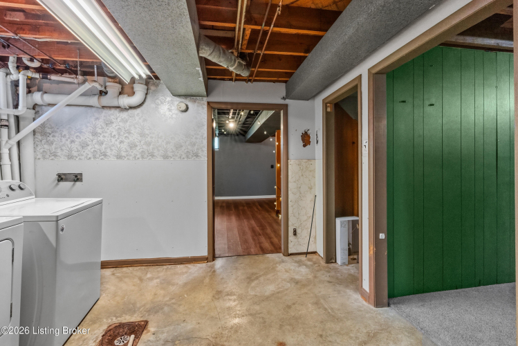 Listing Image 23
