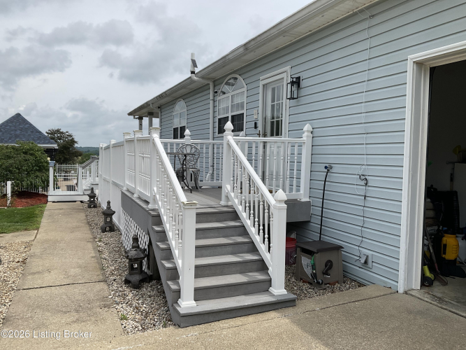 Listing Image 15