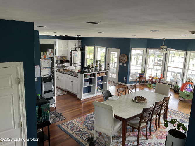 Listing Image 81