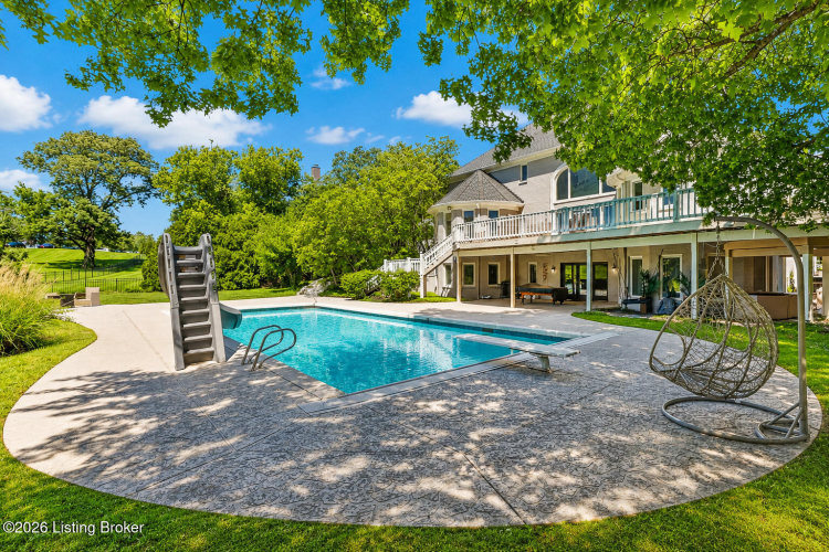 Listing Image 104
