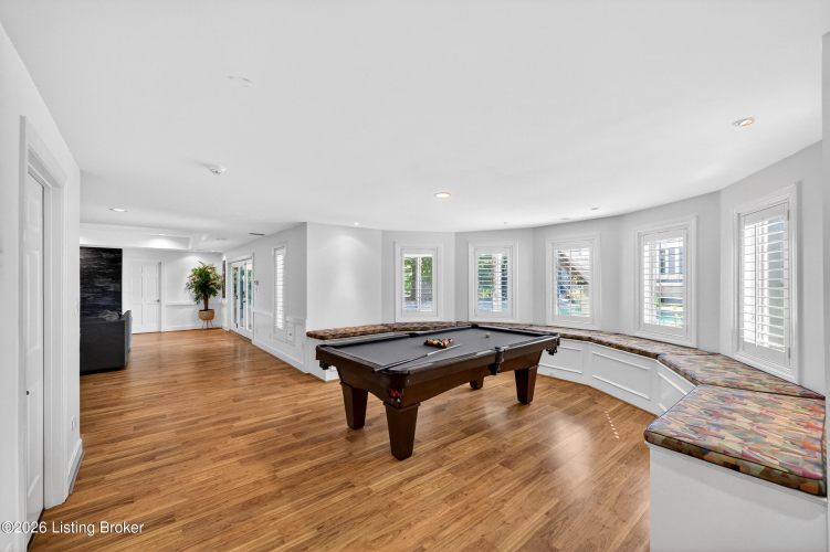 Listing Image 90