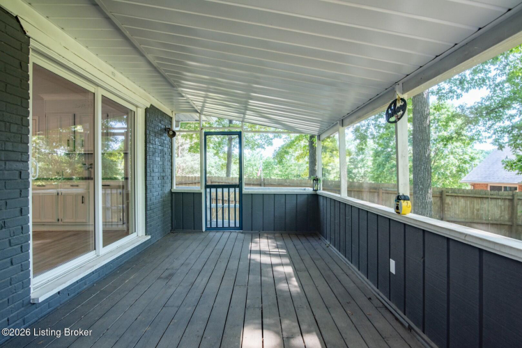 Listing Image 58