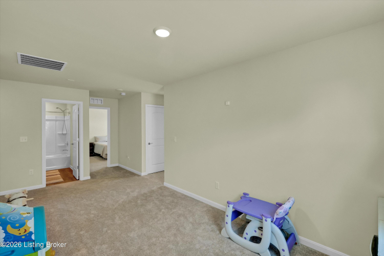 Listing Image 37