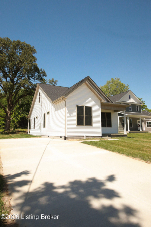 Listing Image 37