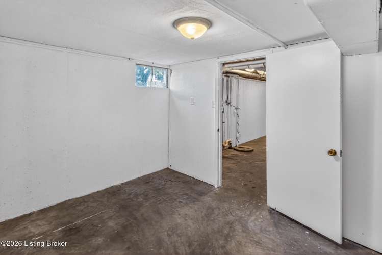 Listing Image 29