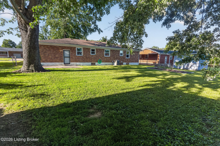 Listing Image 40