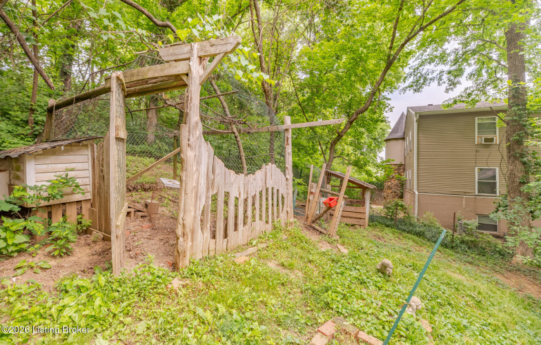 Listing Image 29