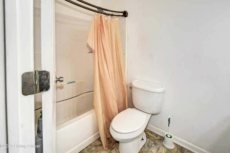 Listing Image 16