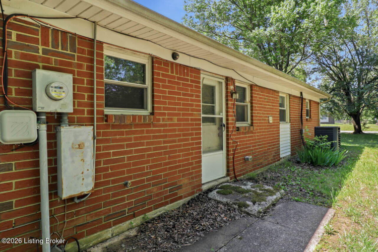 Listing Image 25
