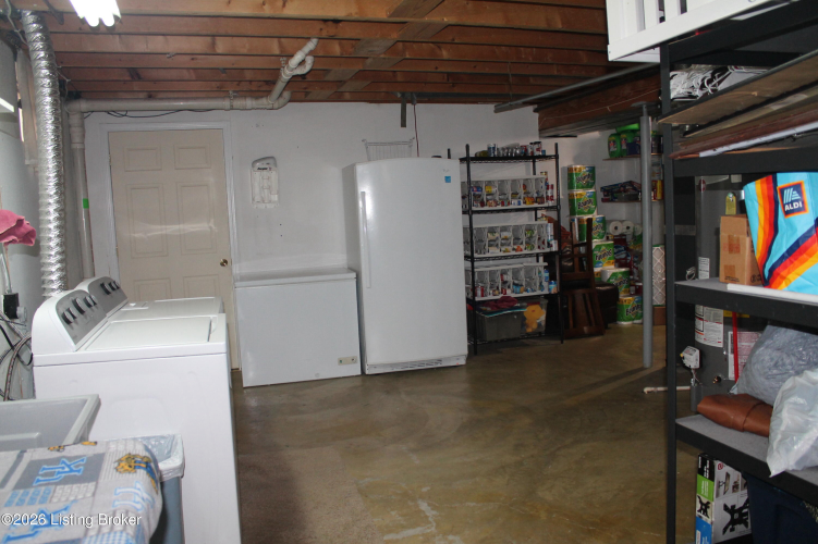 Listing Image 43