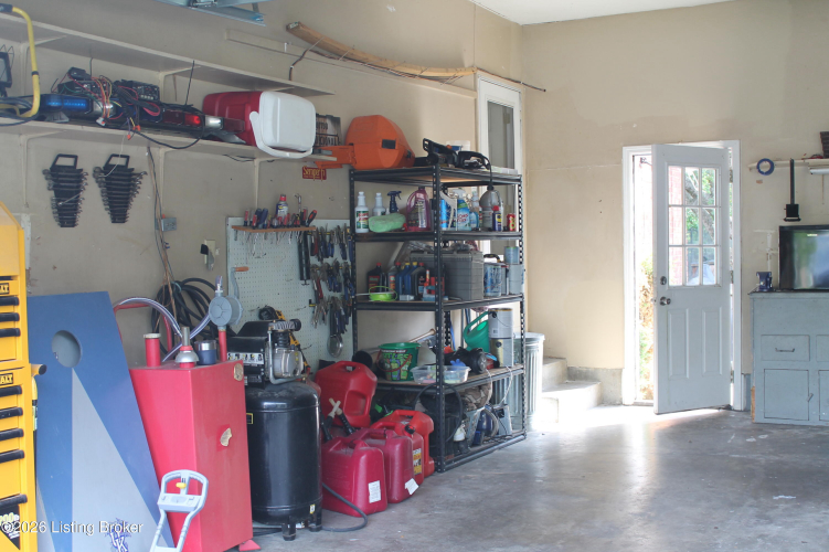 Listing Image 45