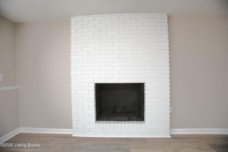 Listing Image 33