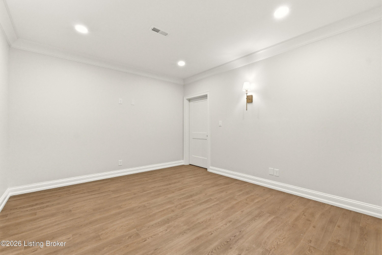 Listing Image 55