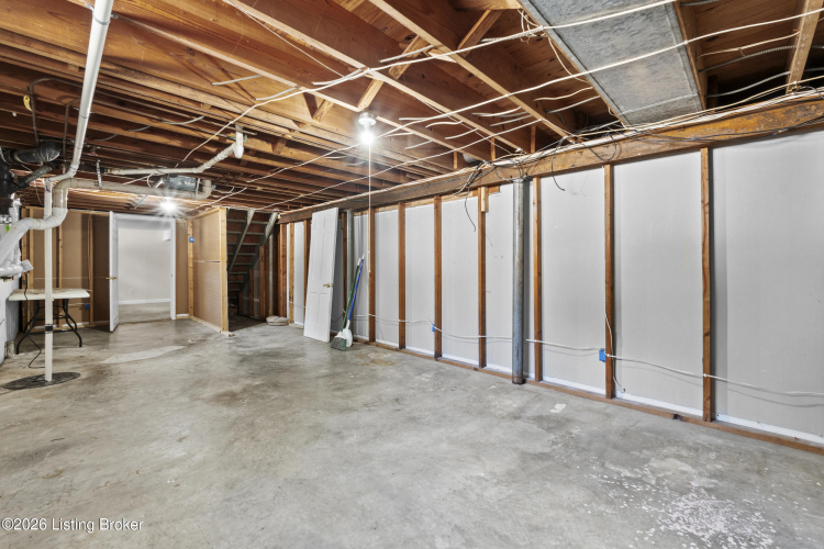 Listing Image 30