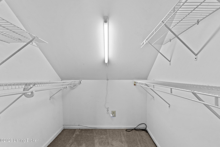 Listing Image 41