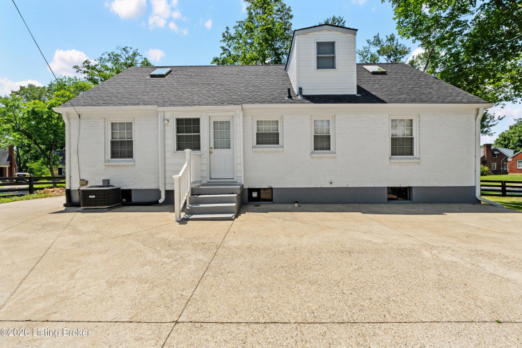 Listing Image 48