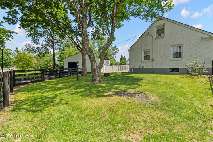 Listing Image 50