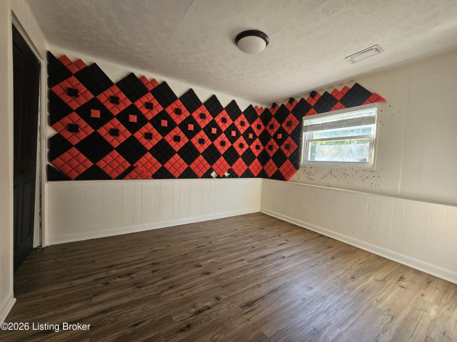Listing Image 55
