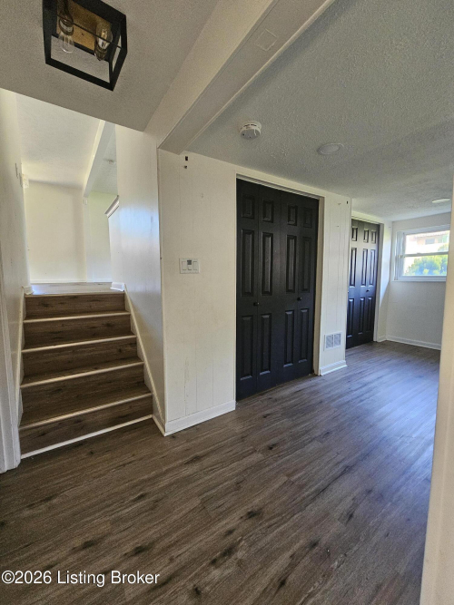 Listing Image 57