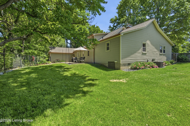 Listing Image 42