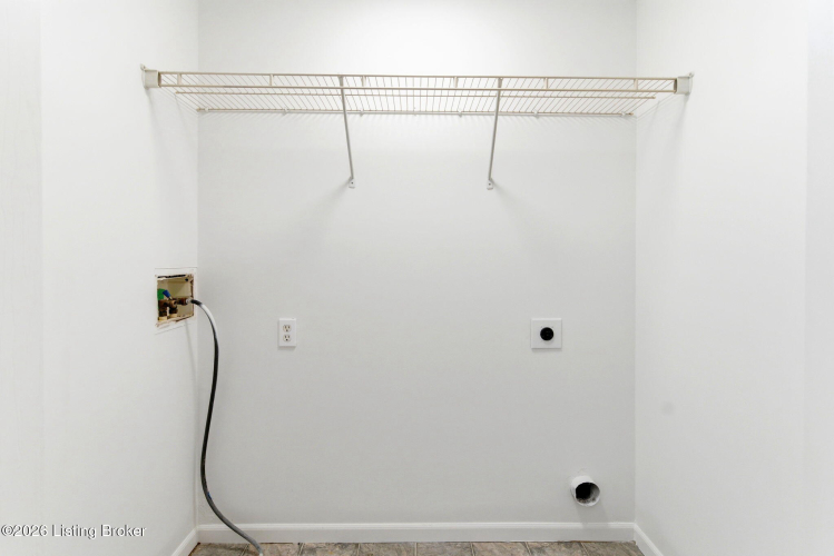 Listing Image 27