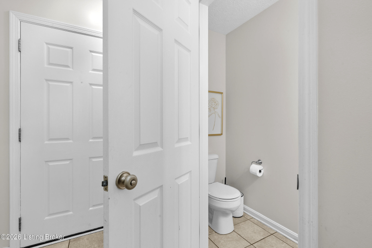 Listing Image 26