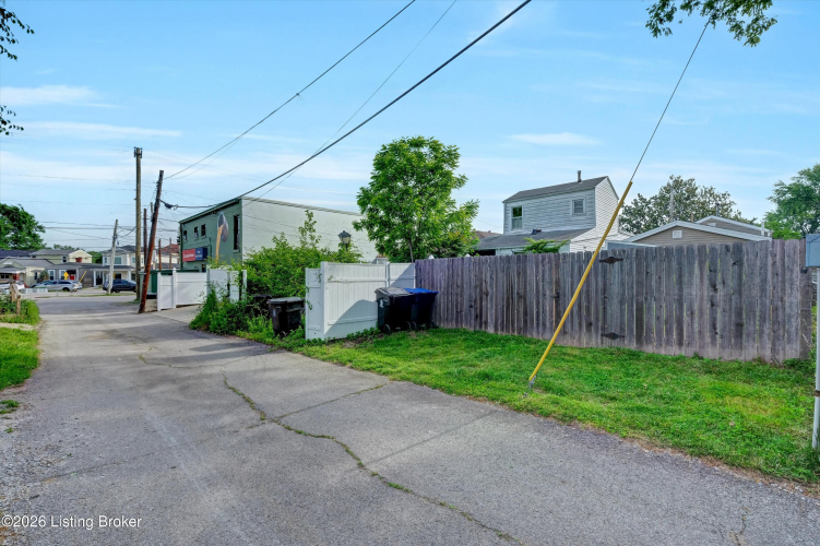 Listing Image 29