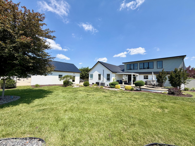 Listing Image 82