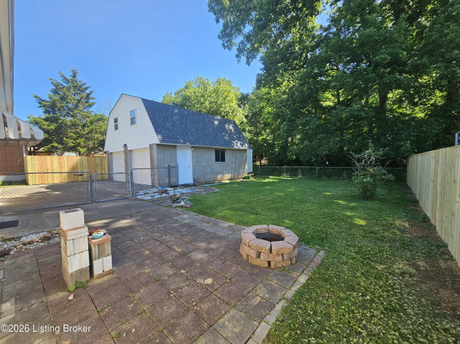 Listing Image 6