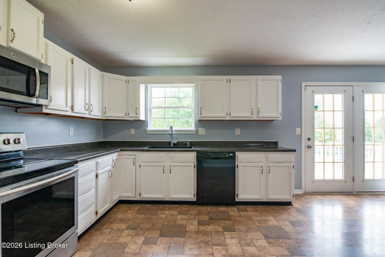 Listing Image 20