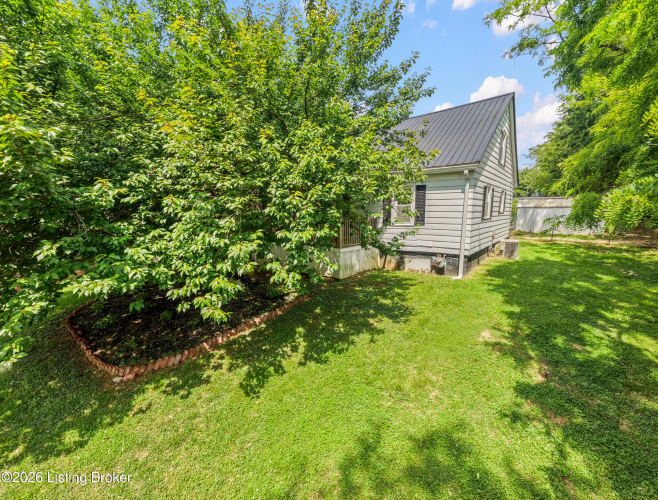 Listing Image 46