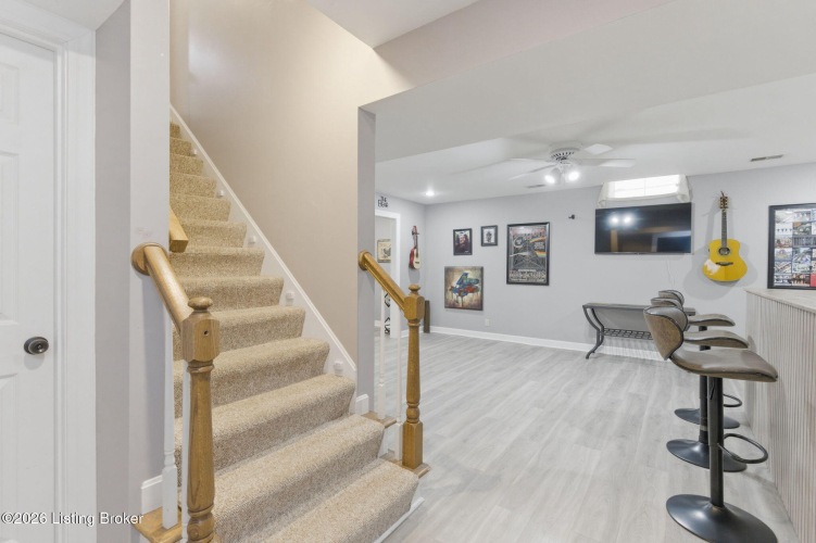 Listing Image 65