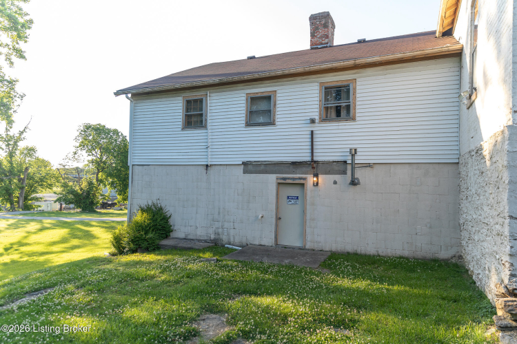 Listing Image 46