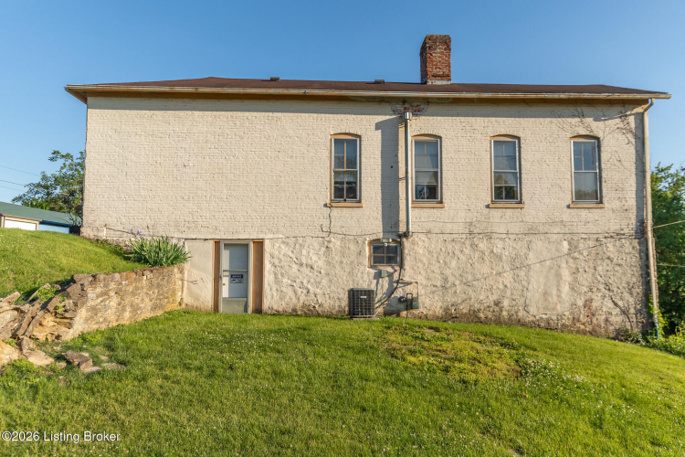 Listing Image 49