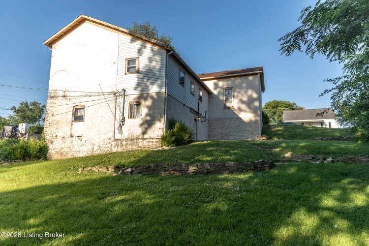 Listing Image 50