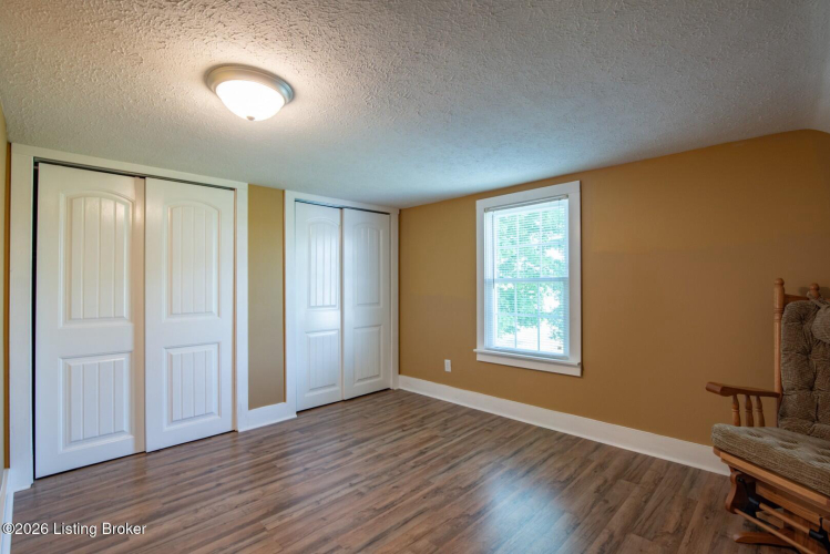 Listing Image 30