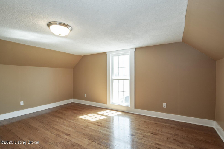 Listing Image 35