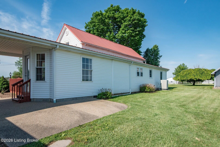 Listing Image 40