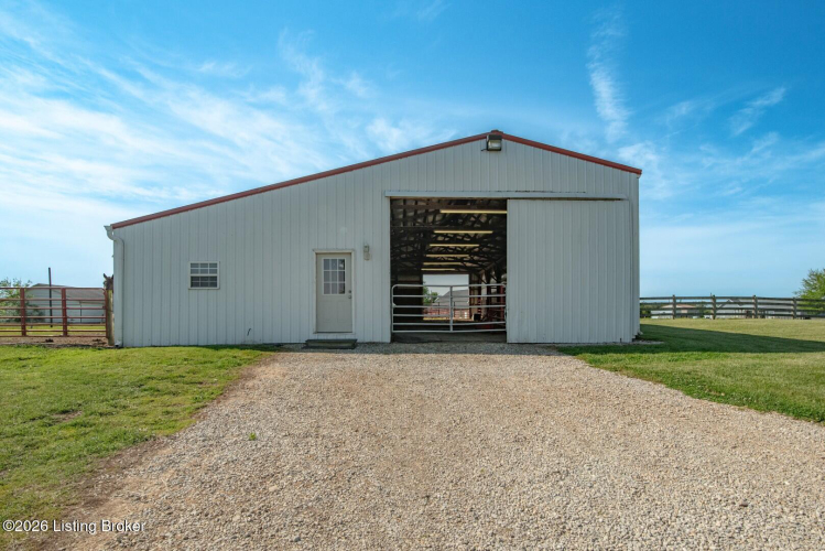 Listing Image 52