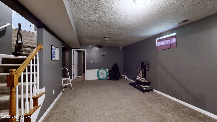 Listing Image 29