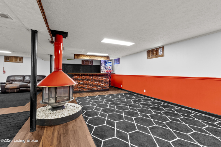 Listing Image 54