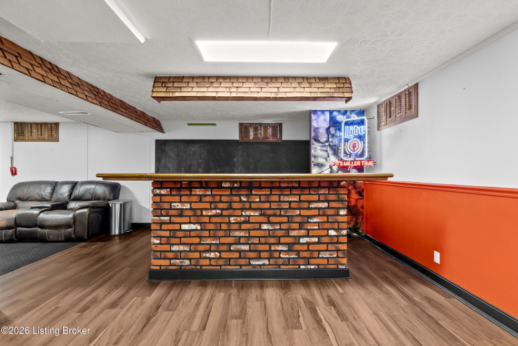 Listing Image 55