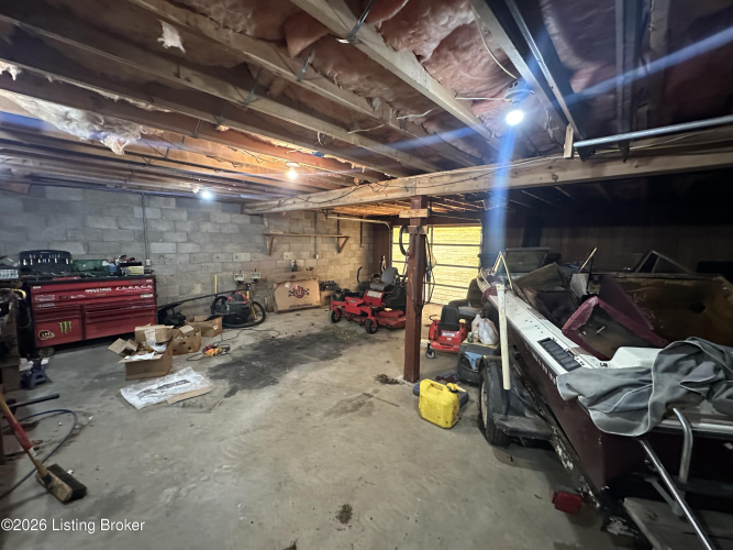 Listing Image 40