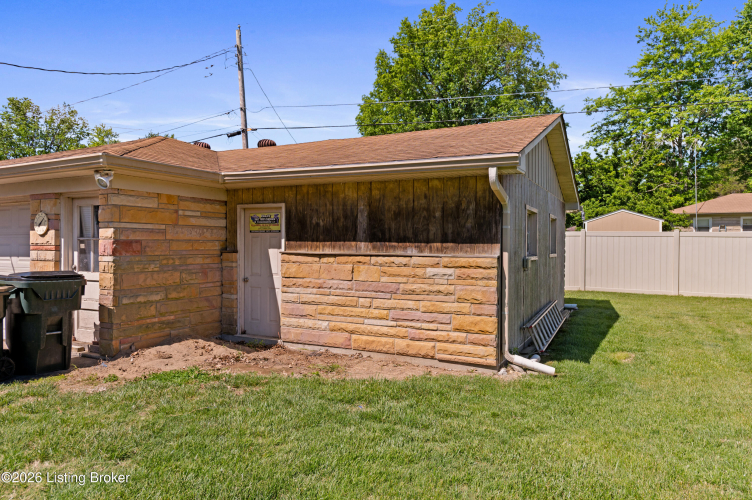 Listing Image 50