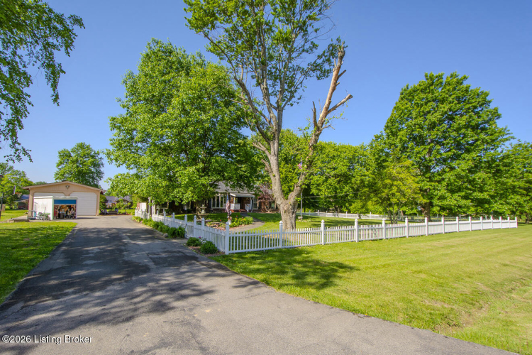 Listing Image 15