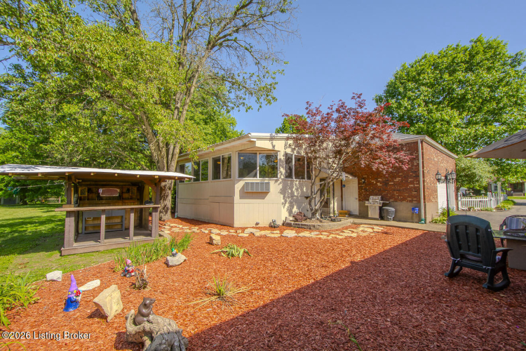 Listing Image 58