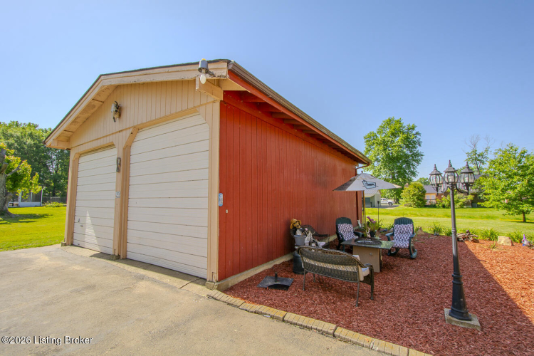 Listing Image 65